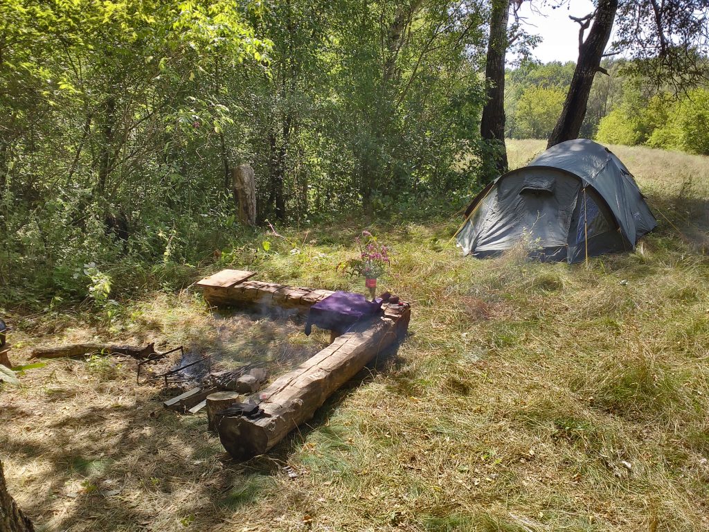 Турпоход - палатка