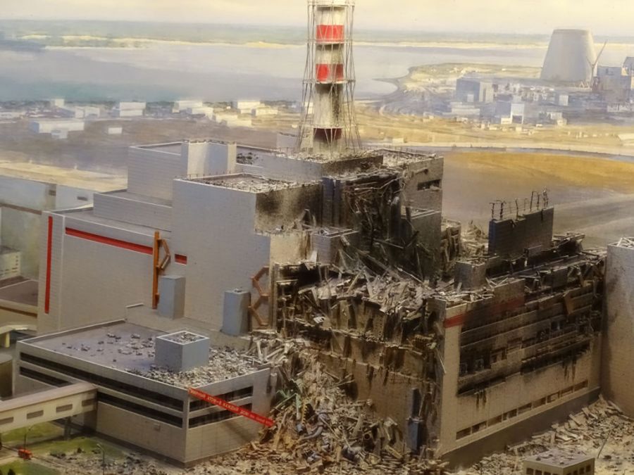 диорама поврежденного реактора в киевском музее, прогулка по Чернобылю