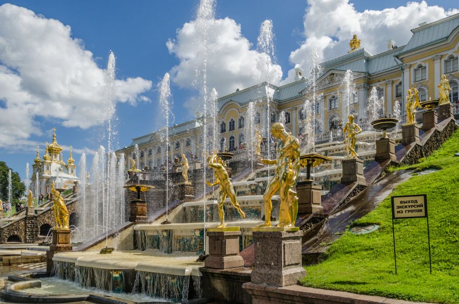 большой каскад, петергоф, фонтан в питере, царский дворец, самые красивые фонтаны