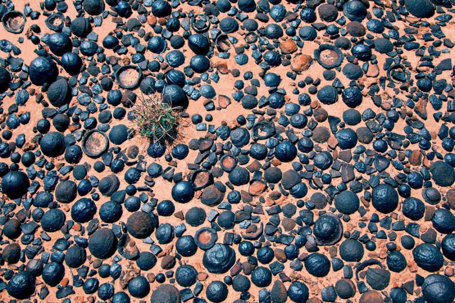 мелкие камни, камни моки, железные камни, марсианская черника, шаманские камни, мраморные камни