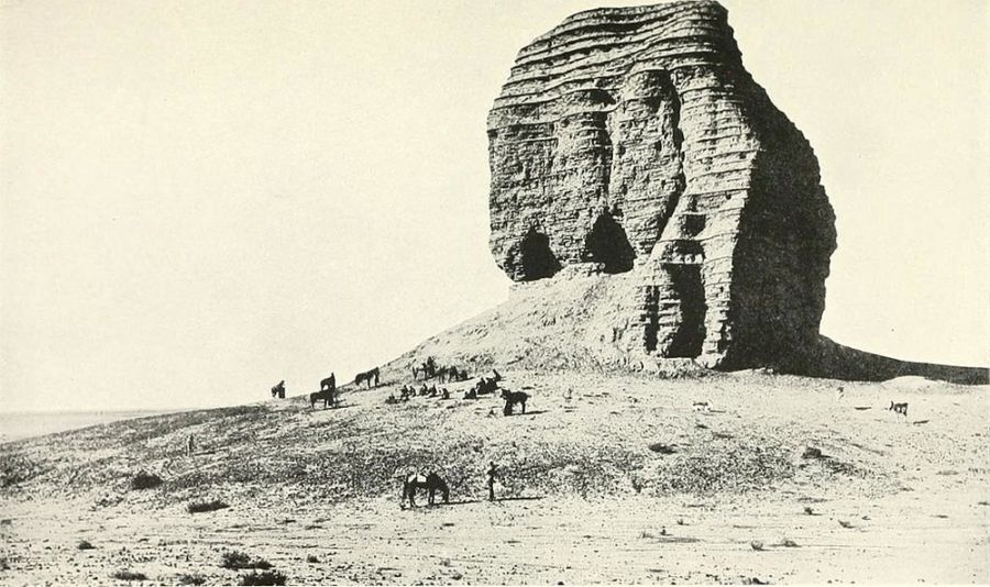 зиккурат Дур-Куригальзу, древняя башня, руины башни, башня в ираке