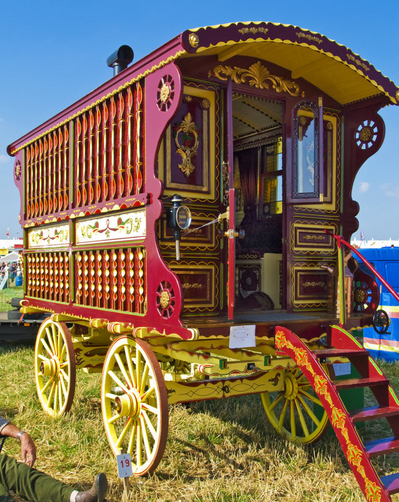 фургон вардо, цыганский фургон, цыганская телега, росписной фургон, дом на колесах цыган