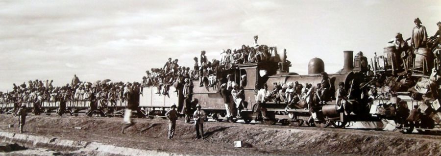 угандийская железная дорога, жд колея, поезд, старый поезд, старое фото