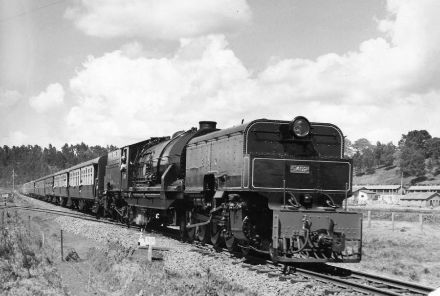 угандийская железная дорога, жд колея, мост жд, поезд, старый поезд, старое фото