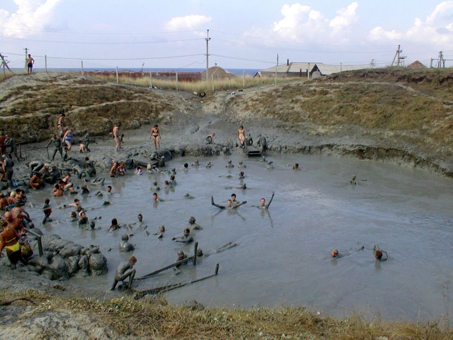 грязевые ванны, грязевой вулкан тиздар, станица голубицкая, отдых на азовском море, где отдохнуть на азовском море