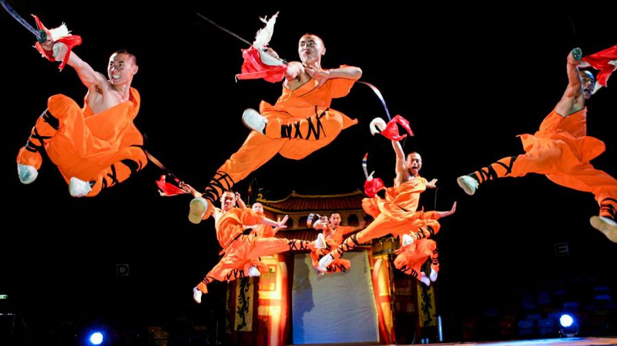 Китайский государственный цирк, боевой монах, цирковой монах, боевые искусства